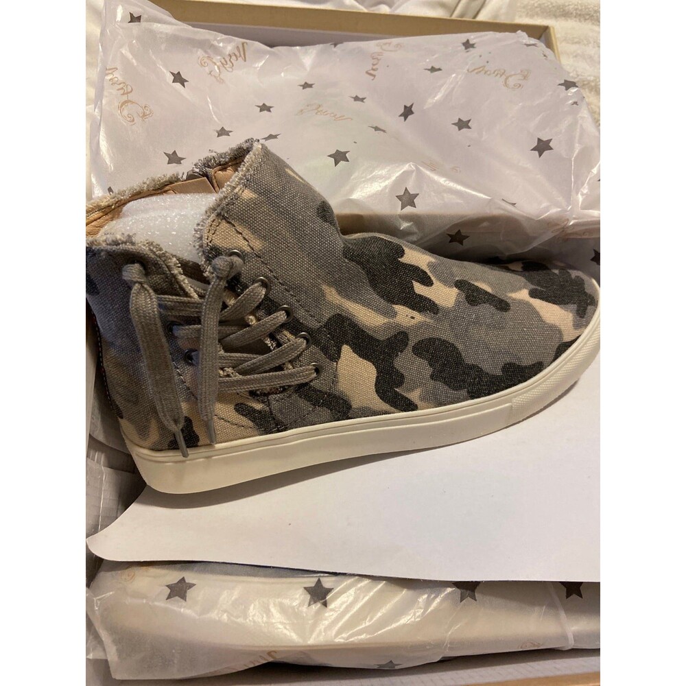 Very G Gypsy Jazz sneaker veryg fashion sneakers BRAND NEW CAMO high tops hitops
